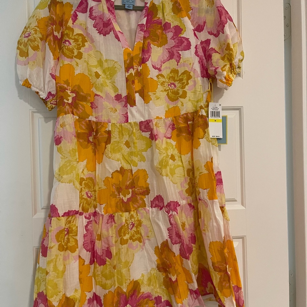 NWT CeCe short sleeve floral dress in white, pink, orange and yellow abstract